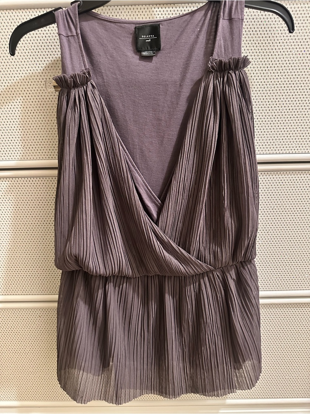 Deletta Pleated Surplice Tank Top in Mauve